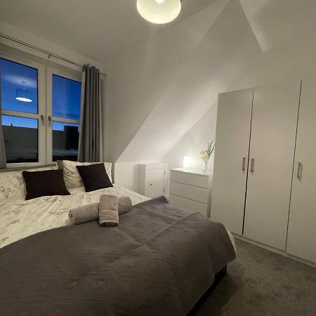 Carvetii - Edward House D - 2 Dbl Bed 2Nd Floor Flat Apartment Dunfermline Exterior photo